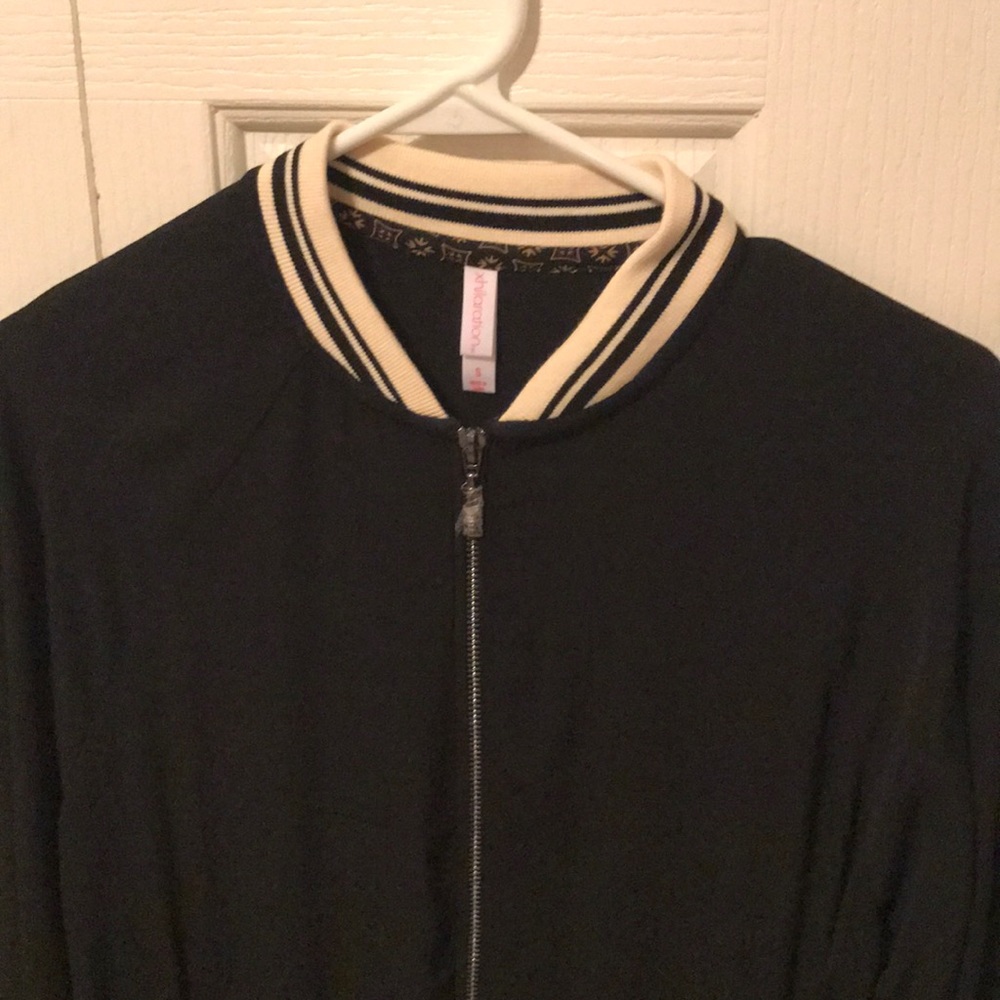 Jacket - Picture 3 of 3